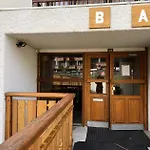 Apartment Roc De Peclet 1 - Location: Joli Pour 4 Face Aux Pistes Mae-9040
